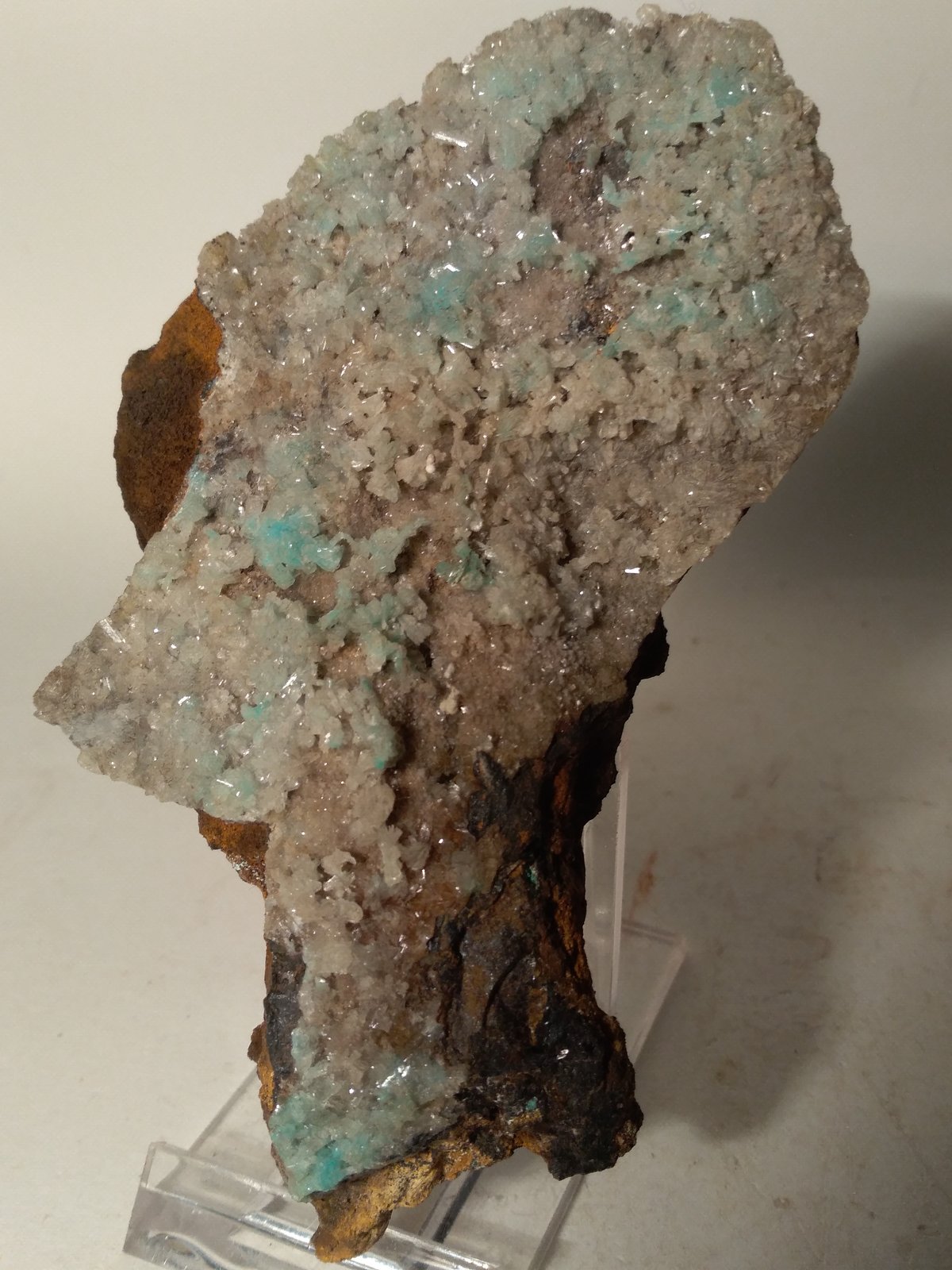 Hemimorfita, Aurichalcita
119 x 65 mm
(Autor: Sante Celiberti)