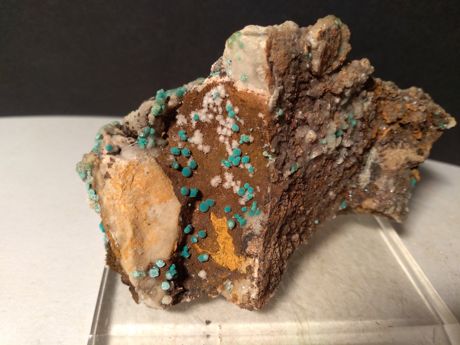 Rosasita. Aurichalcita, Hemimorfita
96 x 50 mm
(Autor: Sante Celiberti)