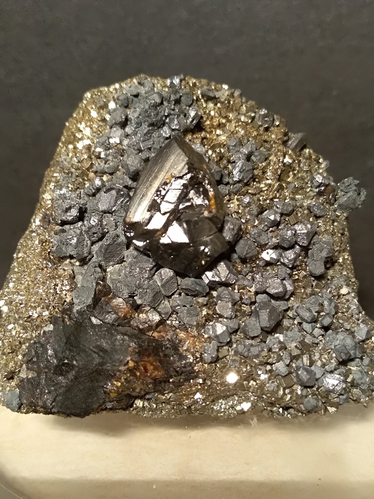 Esfalerita, Galena, Pirita
43 x 41 mm
(Autor: Sante Celiberti)