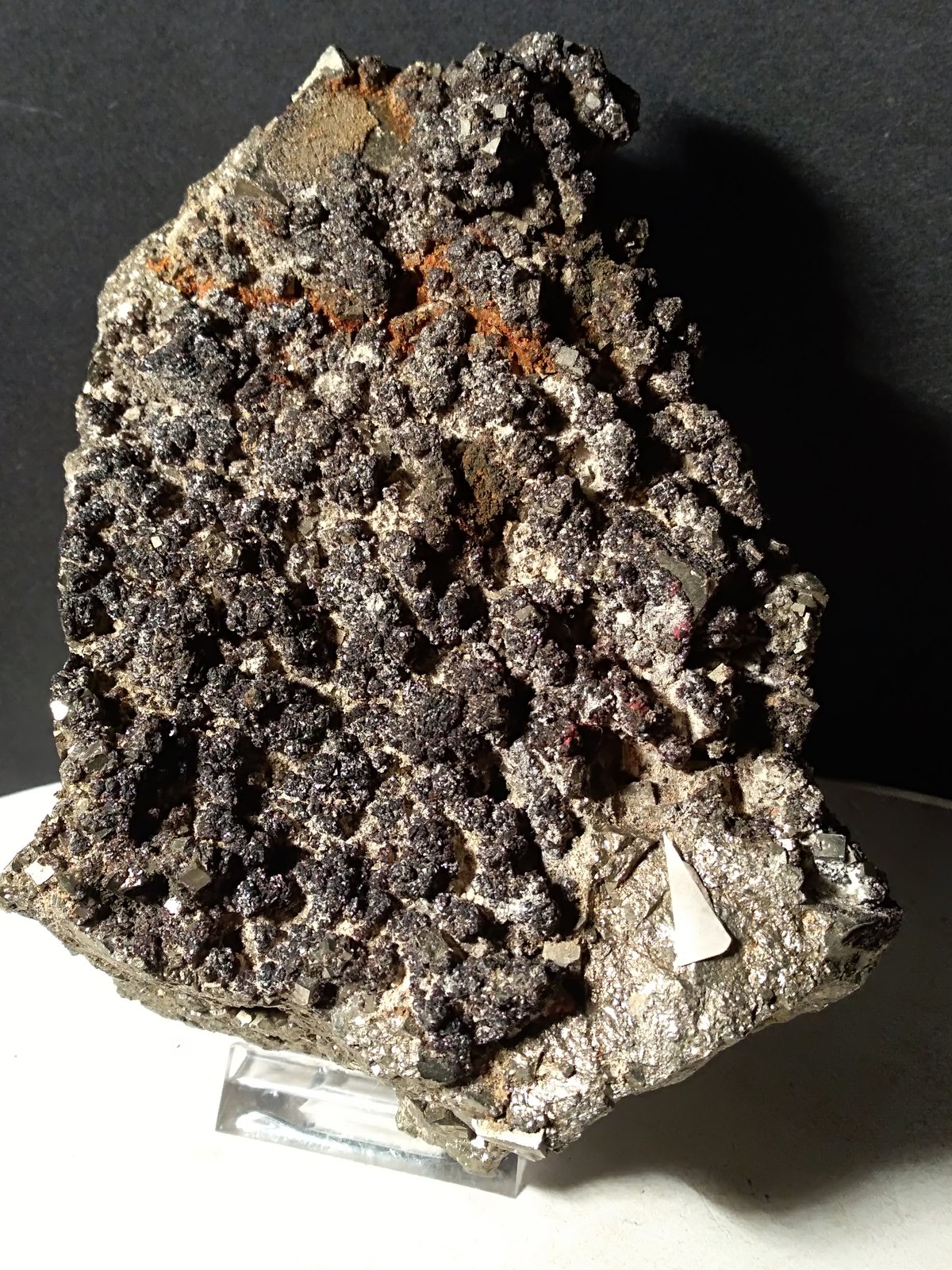 Rejalgar, Esfalerita, Pirita
134 x 97 mm
(Autor: Sante Celiberti)
