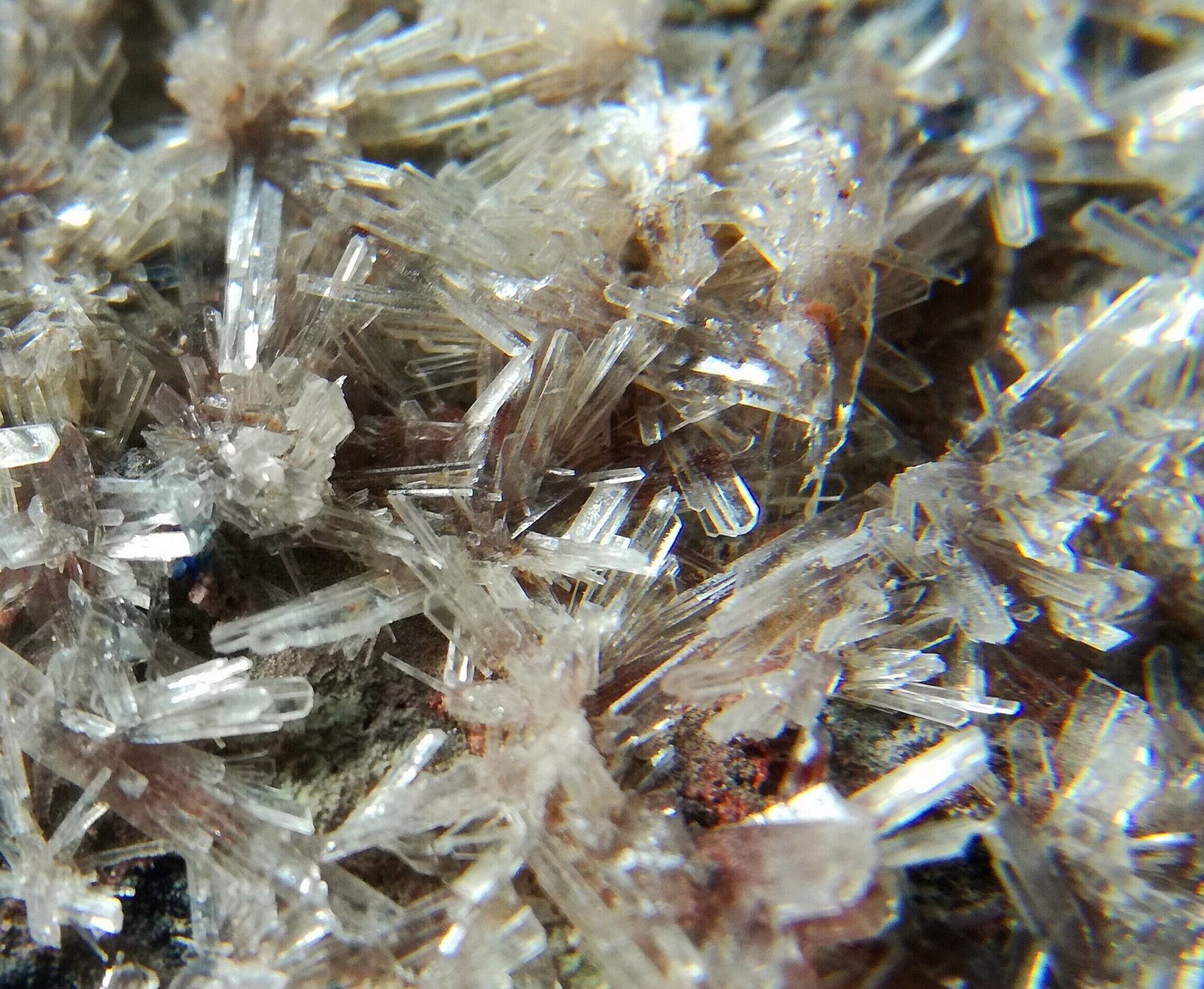 Aragonito
Cristales entre 2-3mm
(Autor: srm13151)