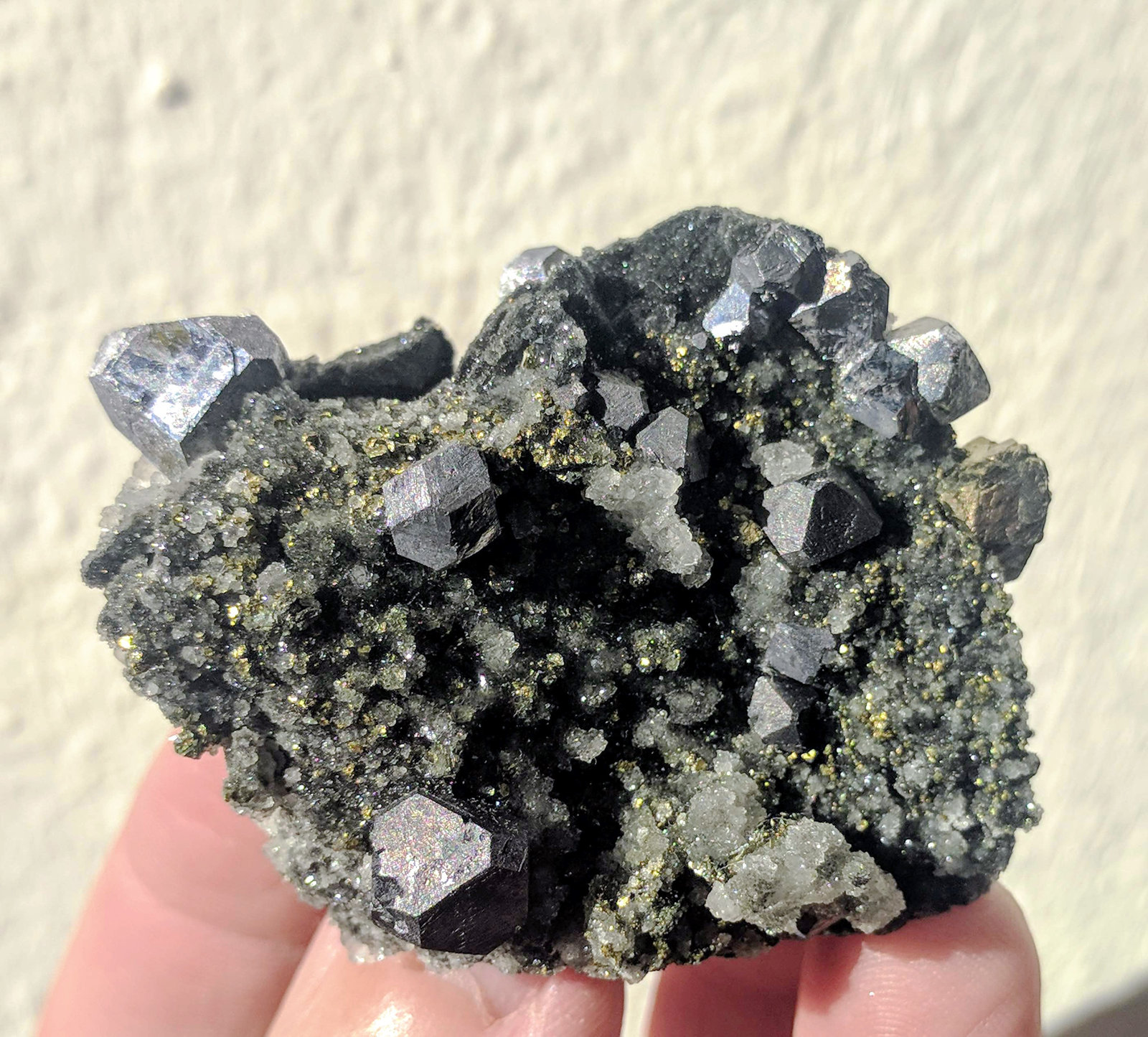 Galena, Calcopirita, Cuarzo
5,4 x 4,3 cm.
(Autor: carles)