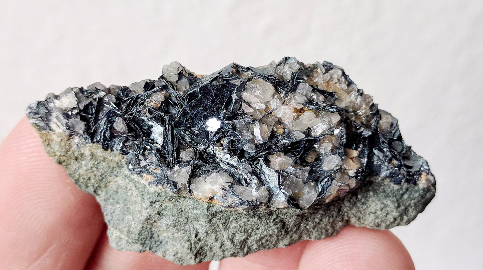 Hematites
4,7 x 1,5 cm.
(Autor: carles)