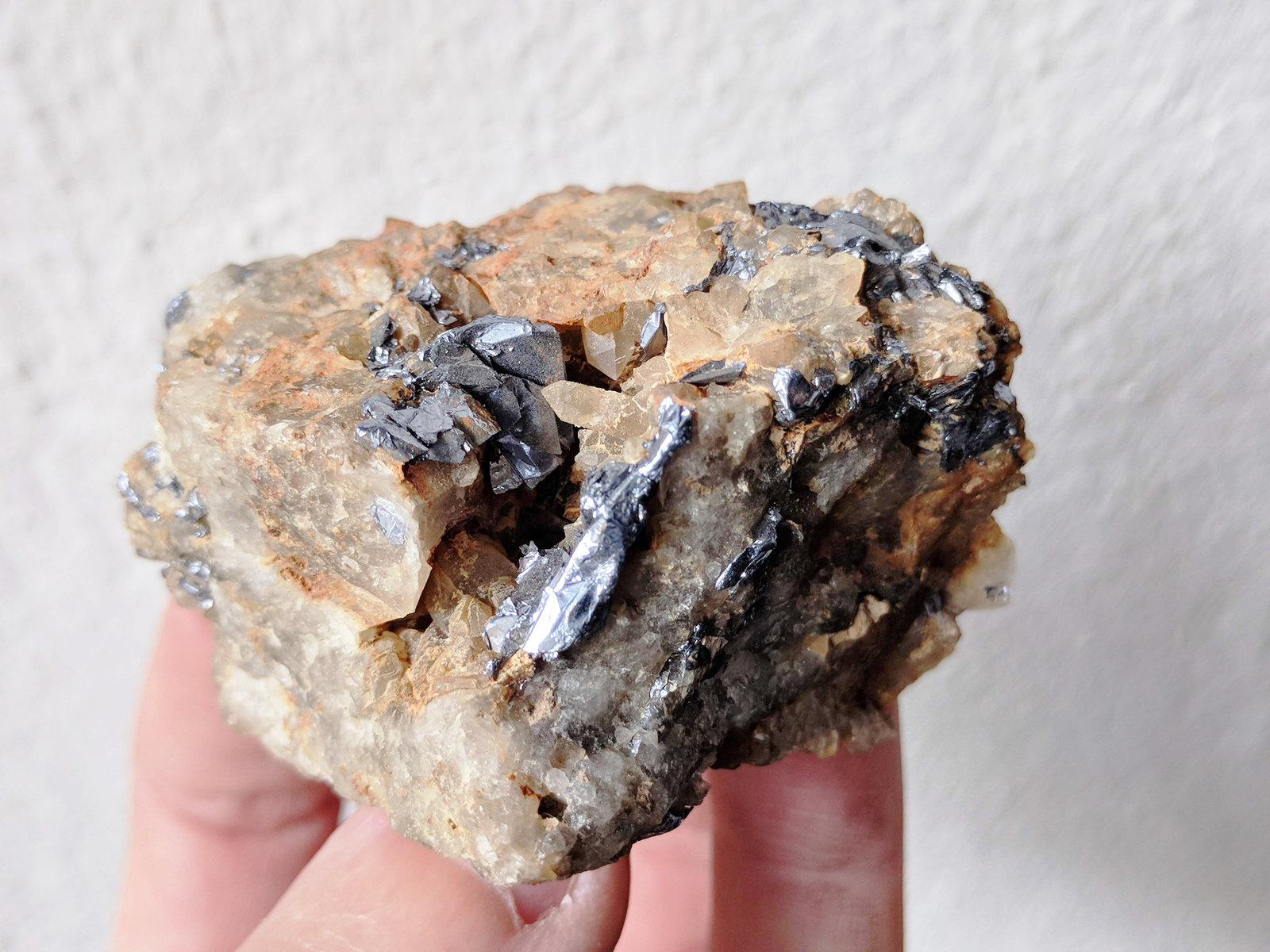 Molibdenita, Cuarzo
6,0 x 4,9 cm.
(Autor: carles)
