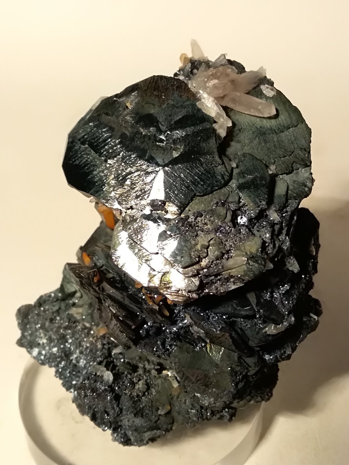Hematites, Cuarzo
83 x 66 mm
(Autor: Sante Celiberti)