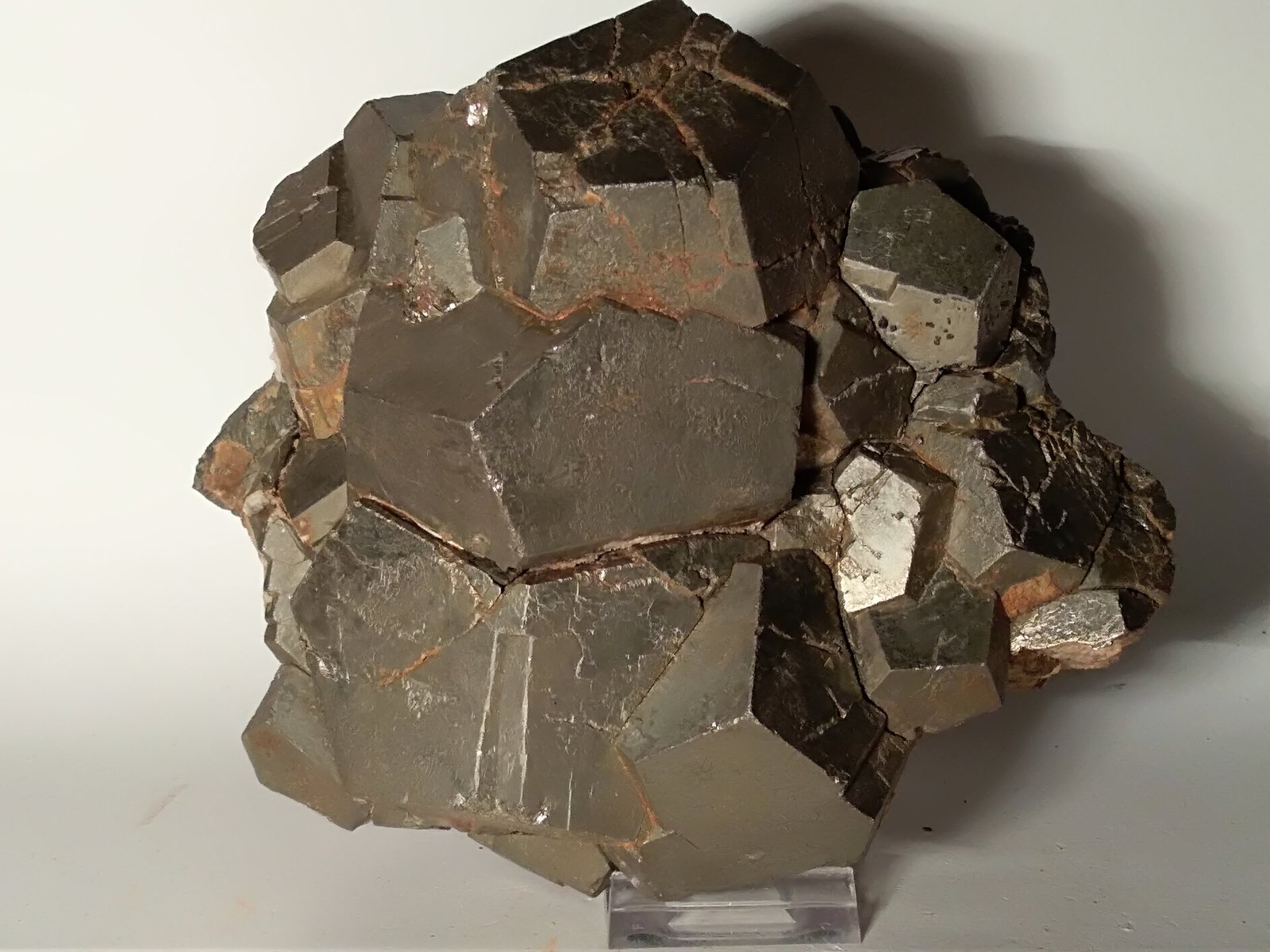 Pirita
165 x 140 mm
(Autor: Sante Celiberti)