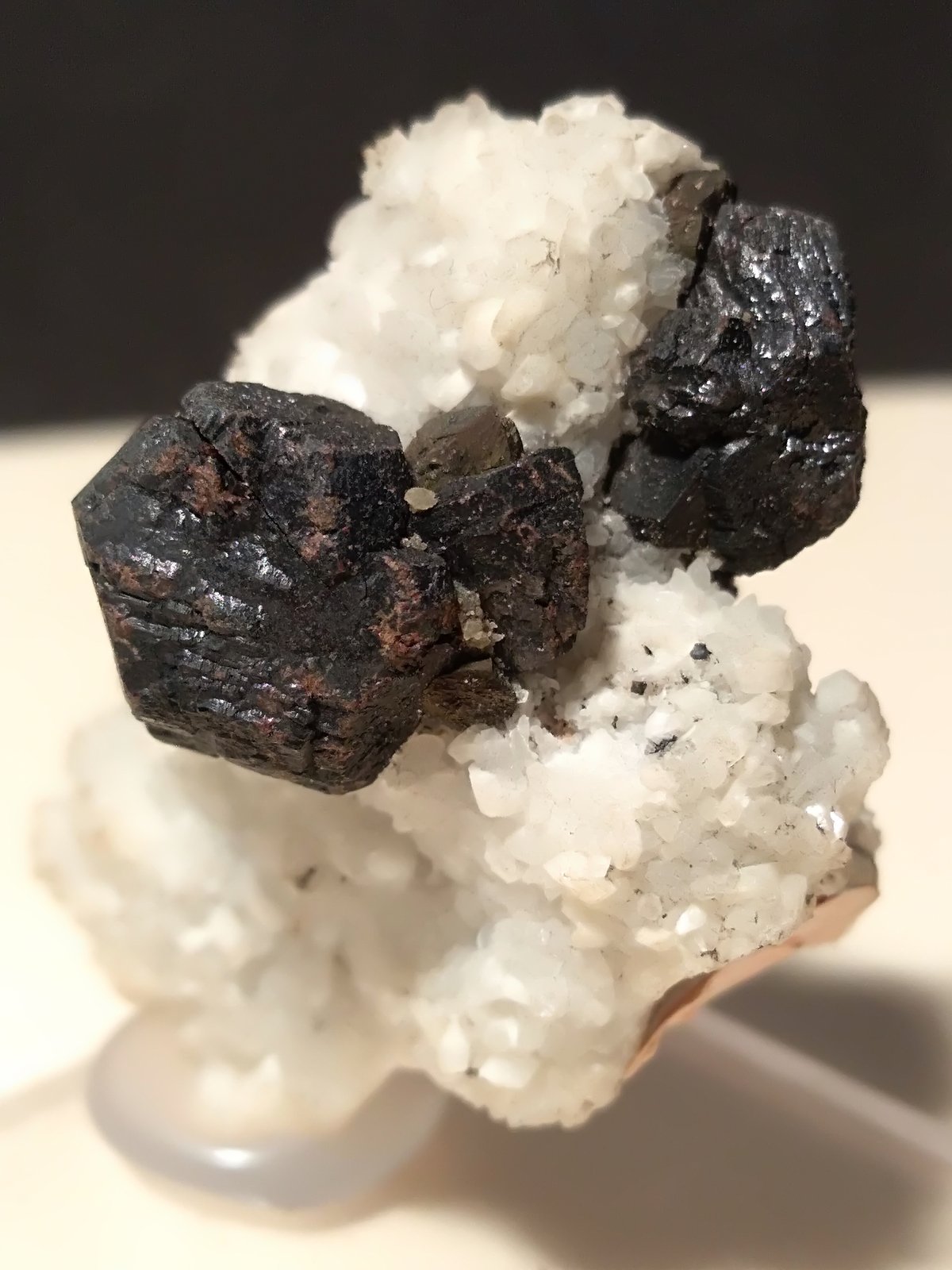 Esfalerita, Galena, Berthierita, Calcopirita, Cuarzo, Dolomita
36 x 28 mm
(Autor: Sante Celiberti)