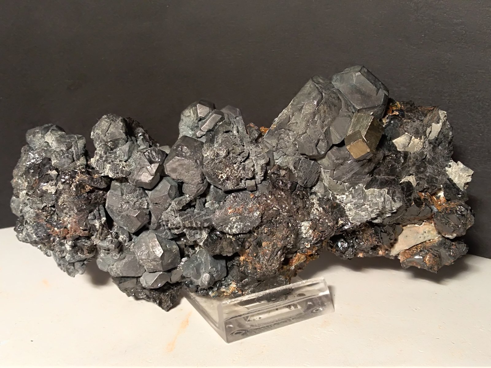 Galena, Esfalerita, Pirita
145 x 70 mm
(Autor: Sante Celiberti)