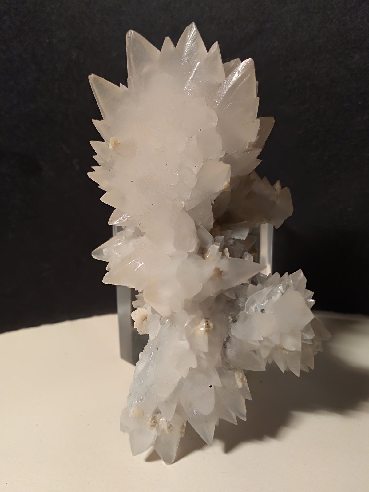 Calcita (variedad manganocalcita)
81 x 44 mm
(Autor: Sante Celiberti)