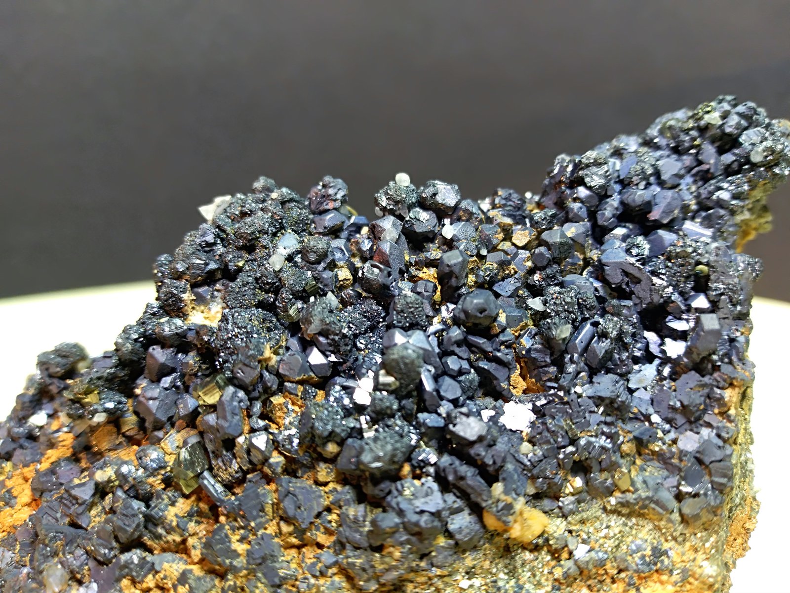 Galena, Arsenopirita
96 x 50 mm
(Autor: Sante Celiberti)