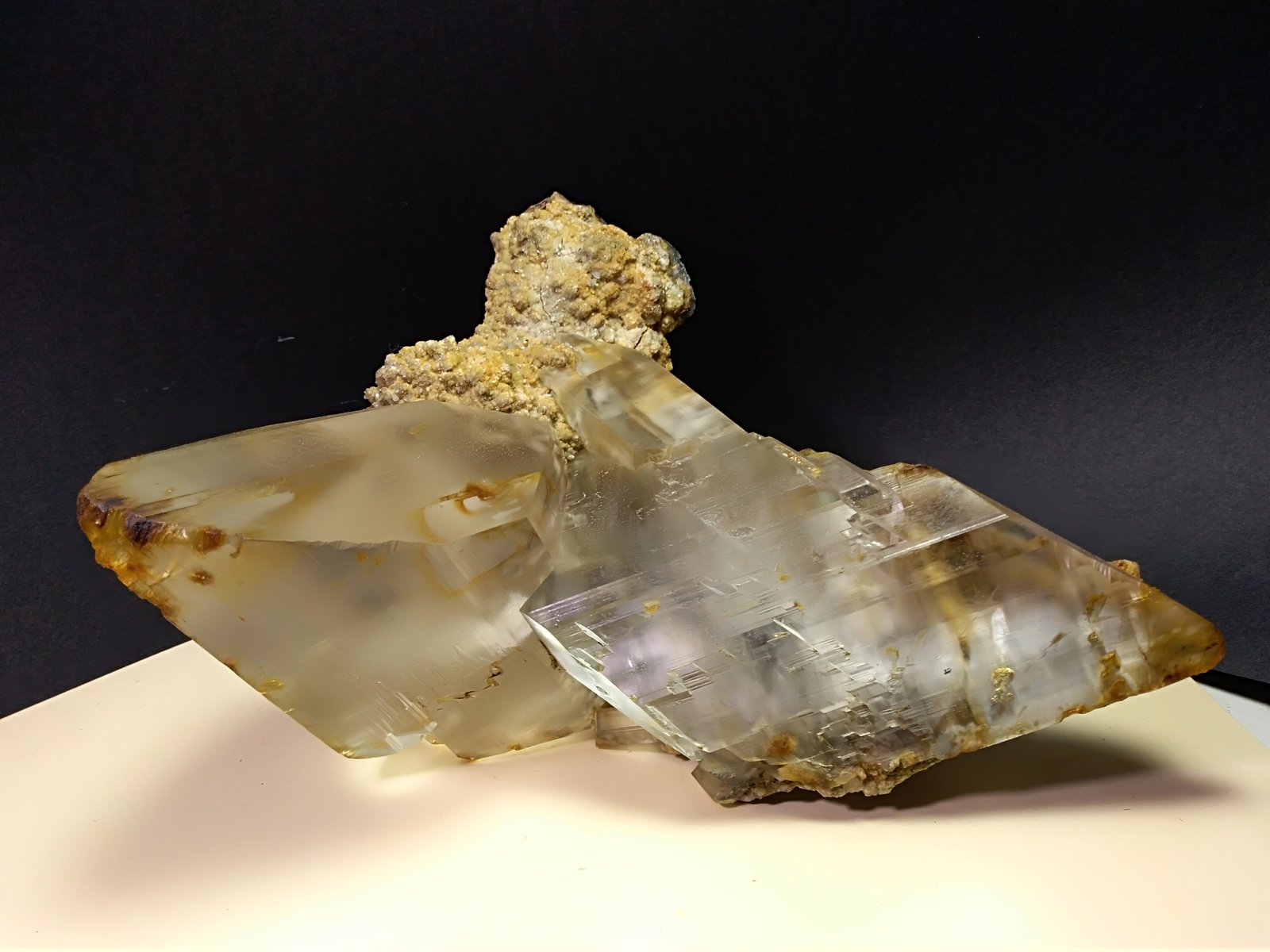 Yeso, Calcita, Pirita
250 x 230 mm
(Autor: Sante Celiberti)