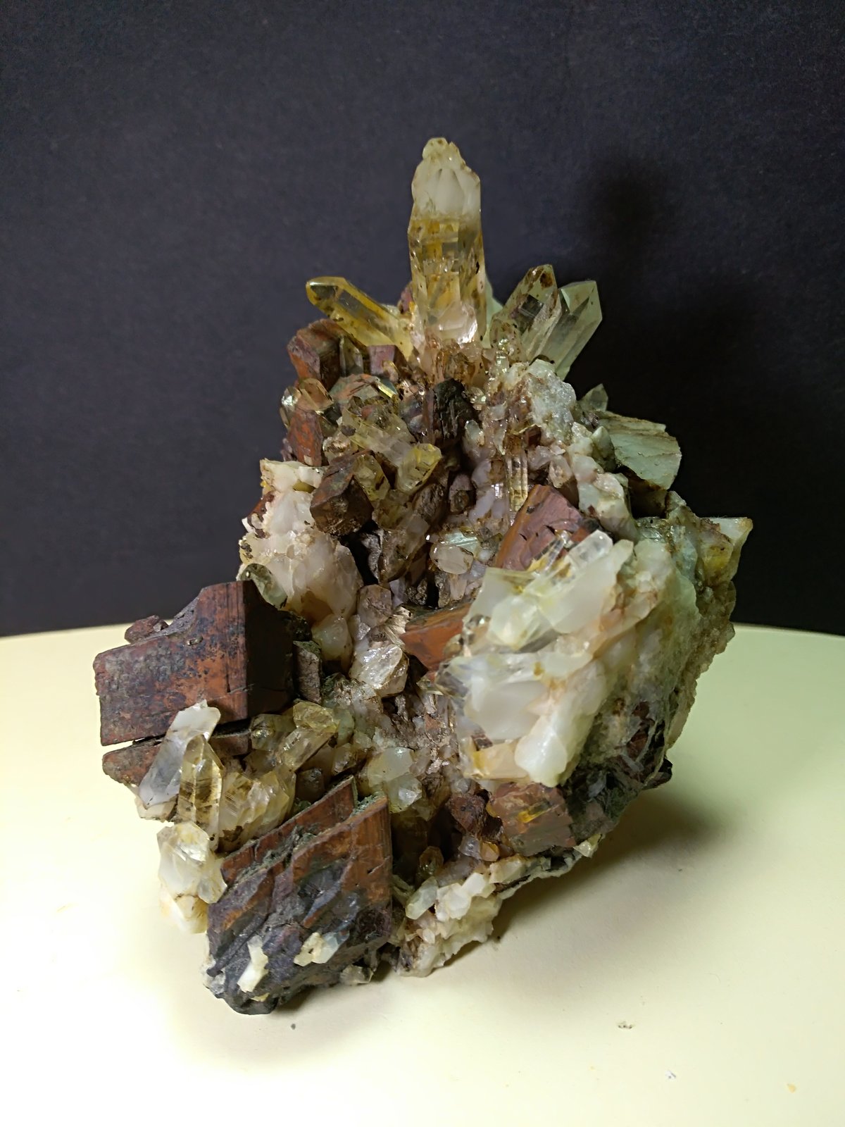 Siderita, Cuarzo
98 x 75 mm
(Autor: Sante Celiberti)