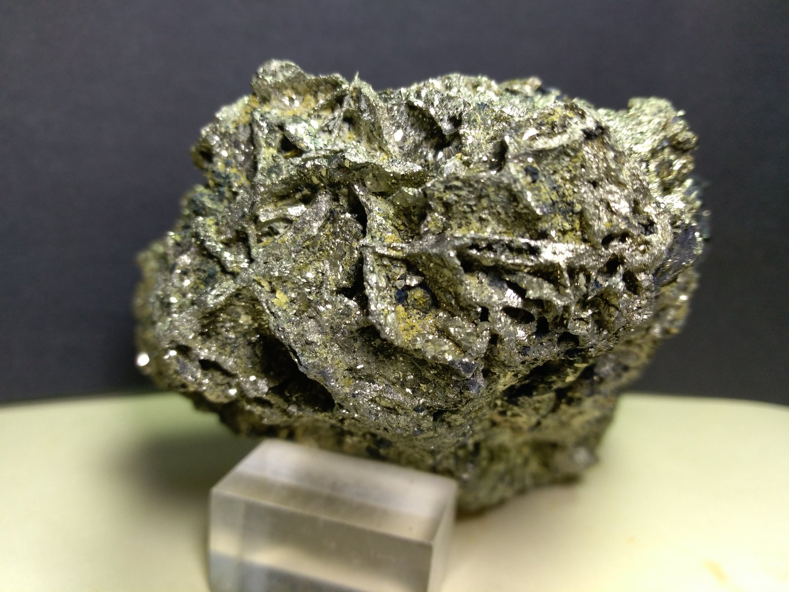 Pirita pseudo Pirrotita
107 x 95 mm
(Autor: Sante Celiberti)