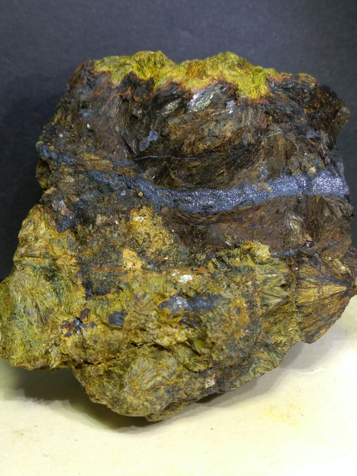 Calcofanita
72 x 70 mm
(Autor: Sante Celiberti)