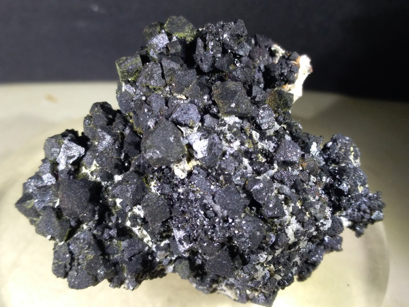 Magnetita
45 x 40 mm
(Autor: Sante Celiberti)