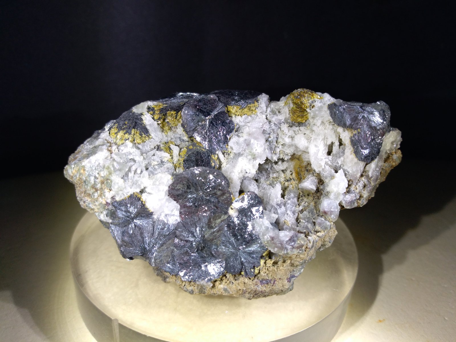 Hematites
61 x 41 mm
(Autor: Sante Celiberti)