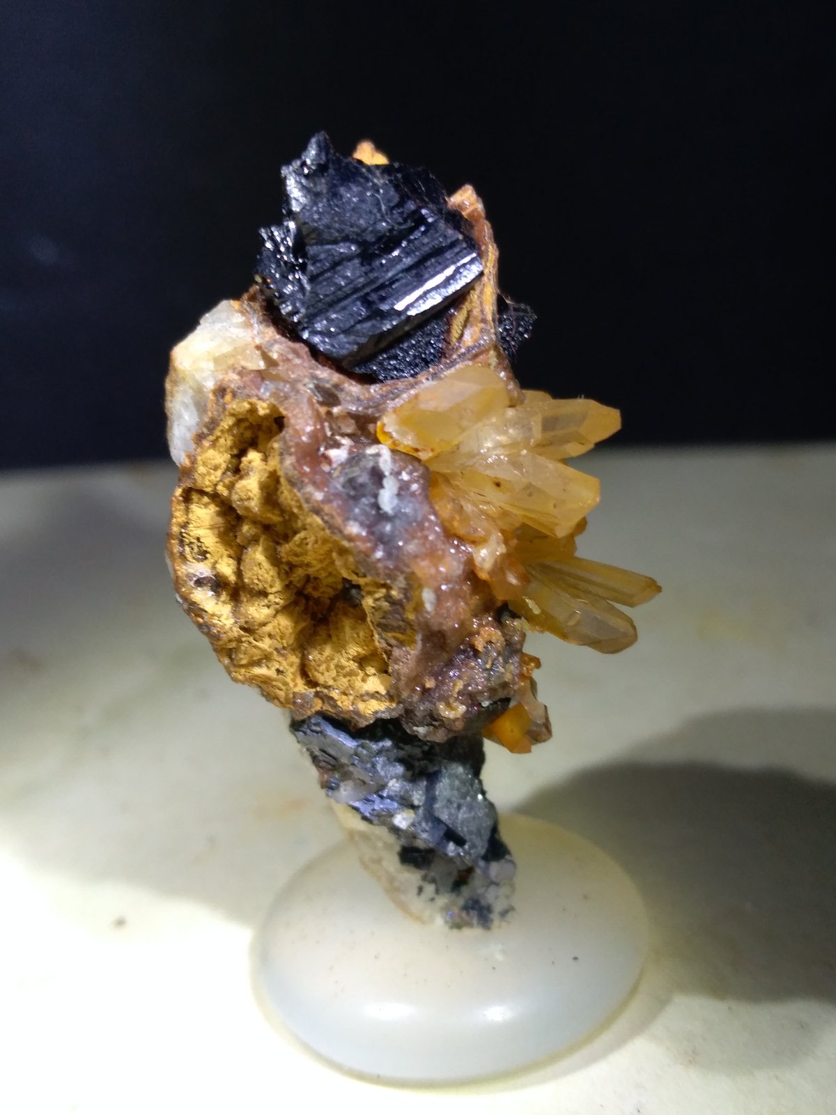Esfalerita, Cuarzo
37 x 20 mm
(Autor: Sante Celiberti)