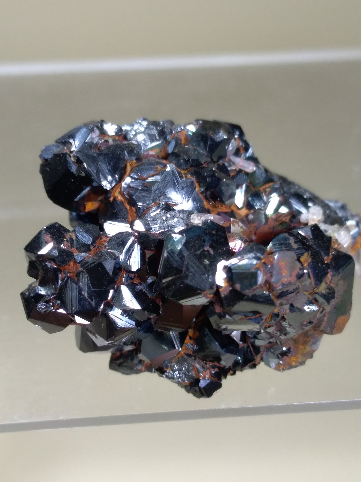 Hematites, Cuarzo
36,7 x 27 mm
(Autor: Sante Celiberti)