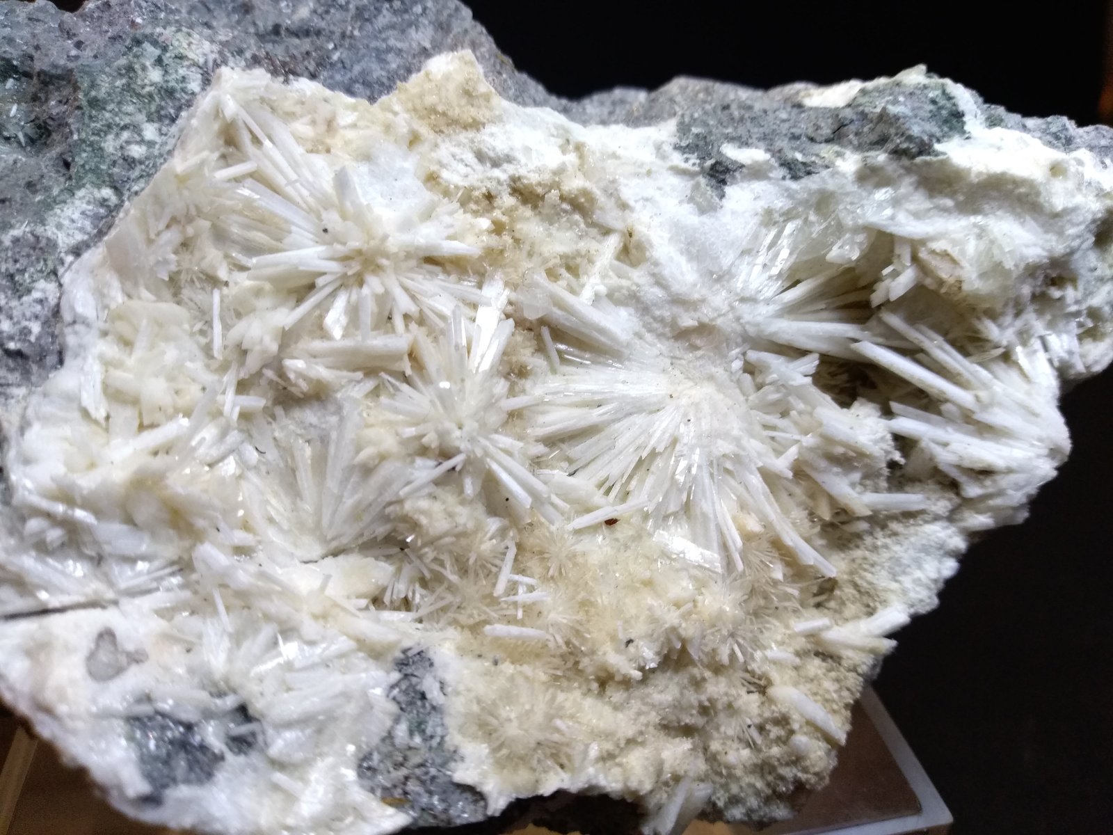 Laumontita
131 x 82 mm
(Autor: Sante Celiberti)