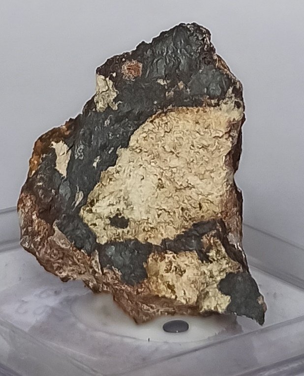 Cerianita
3,5 x 3 x 3,1 cm
(Autor: Anisio Claudio)