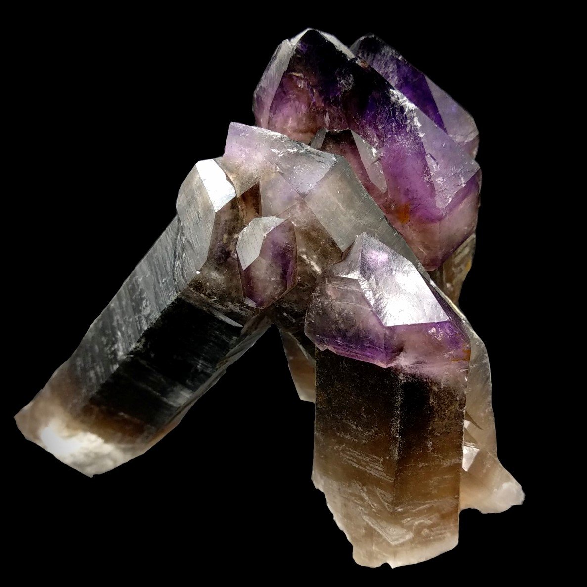 Cuarzo (variedad amatista), Cuarzo (variedad ahumado)
12x11cm
(Autor: yowanni)