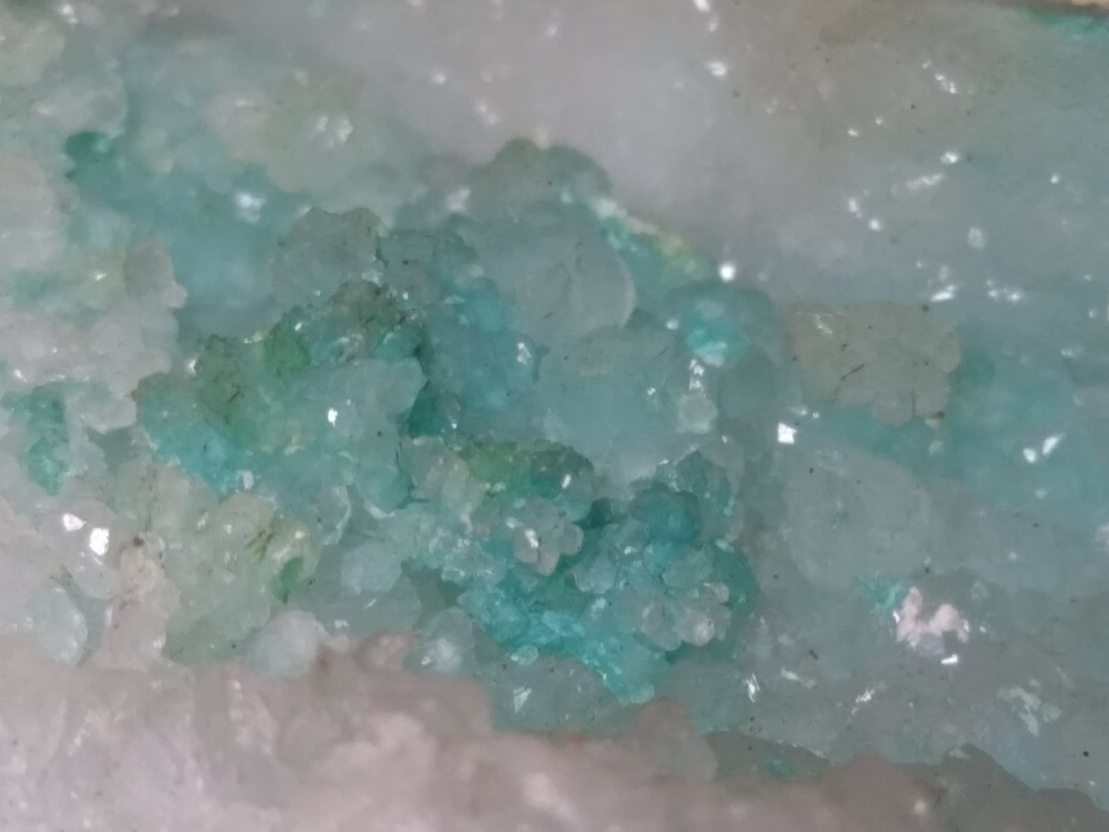 Rosasita, Calcita
170 x 55 mm
(Autor: Sante Celiberti)