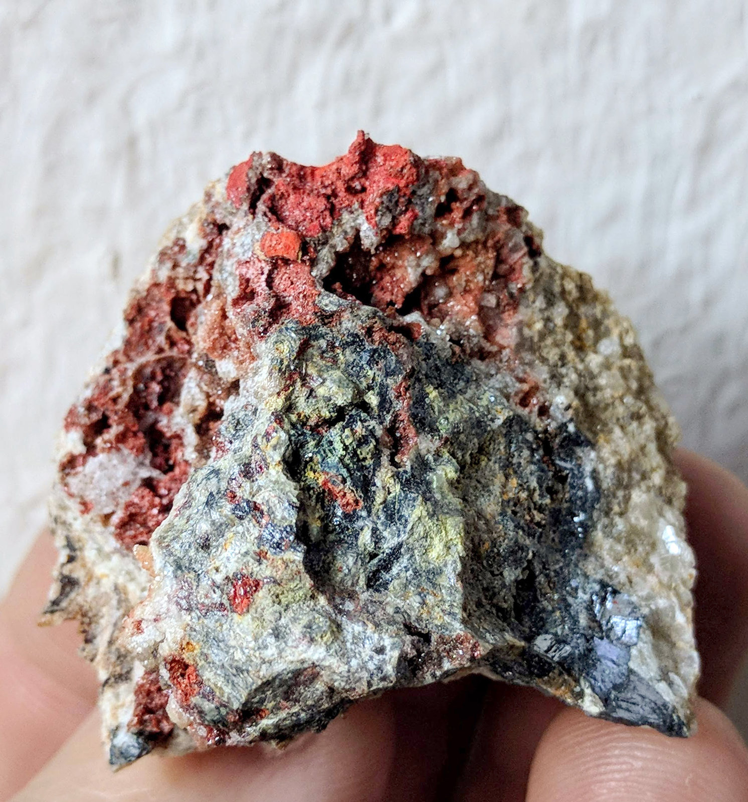 Cinabrio, Galena
4,0 x 3,3 cm.
(Autor: carles)