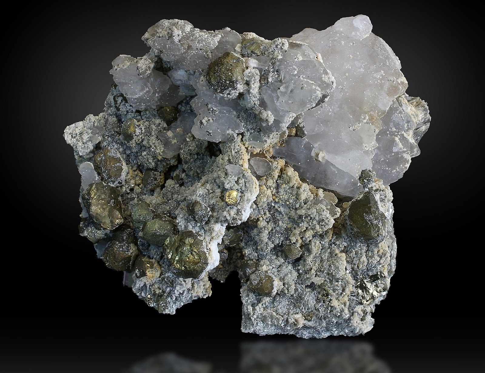 Calcopirita y Cuarzo
85x80 mm
(Autor: joaquin gar)