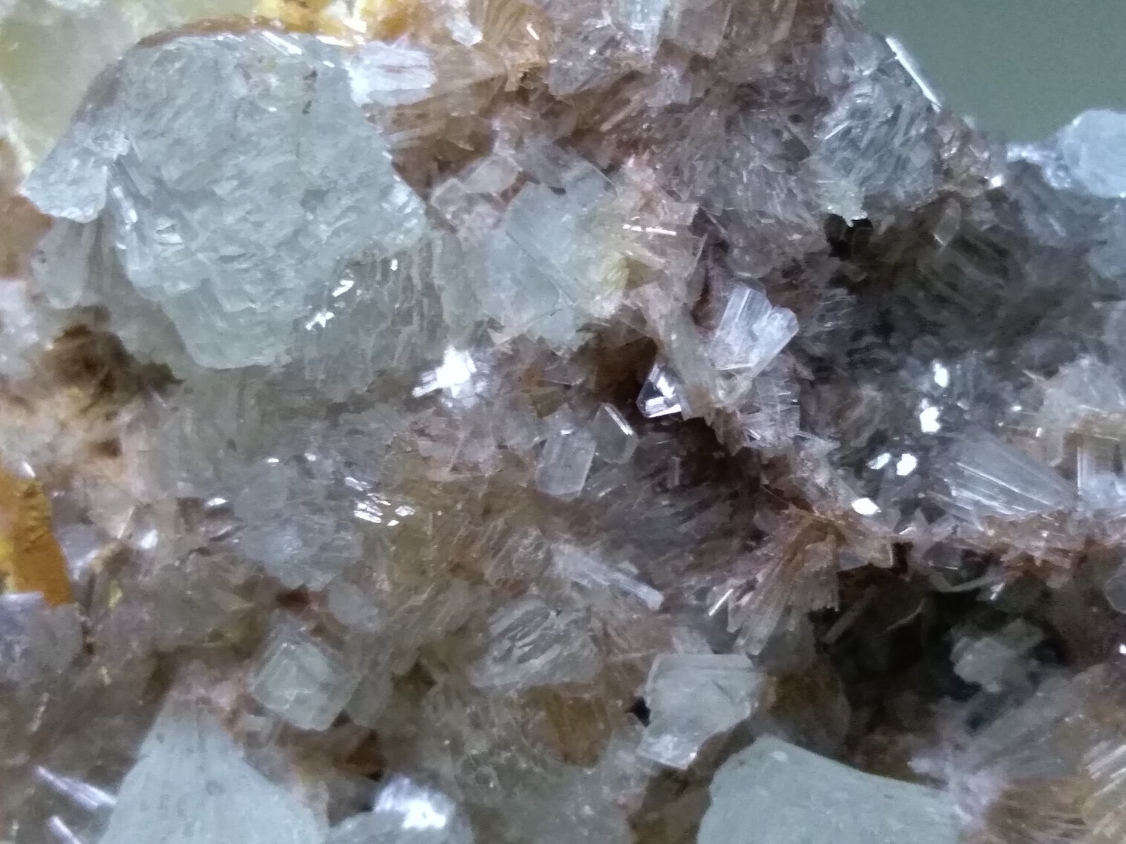 Hemimorfita
105 x 105 mm
(Autor: Sante Celiberti)