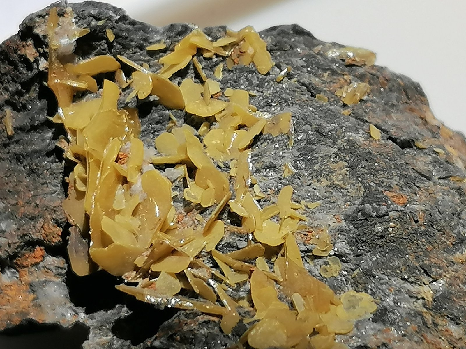 Wulfenita.
7 x 4 cm.
(Autor: Rafael varela olveira)