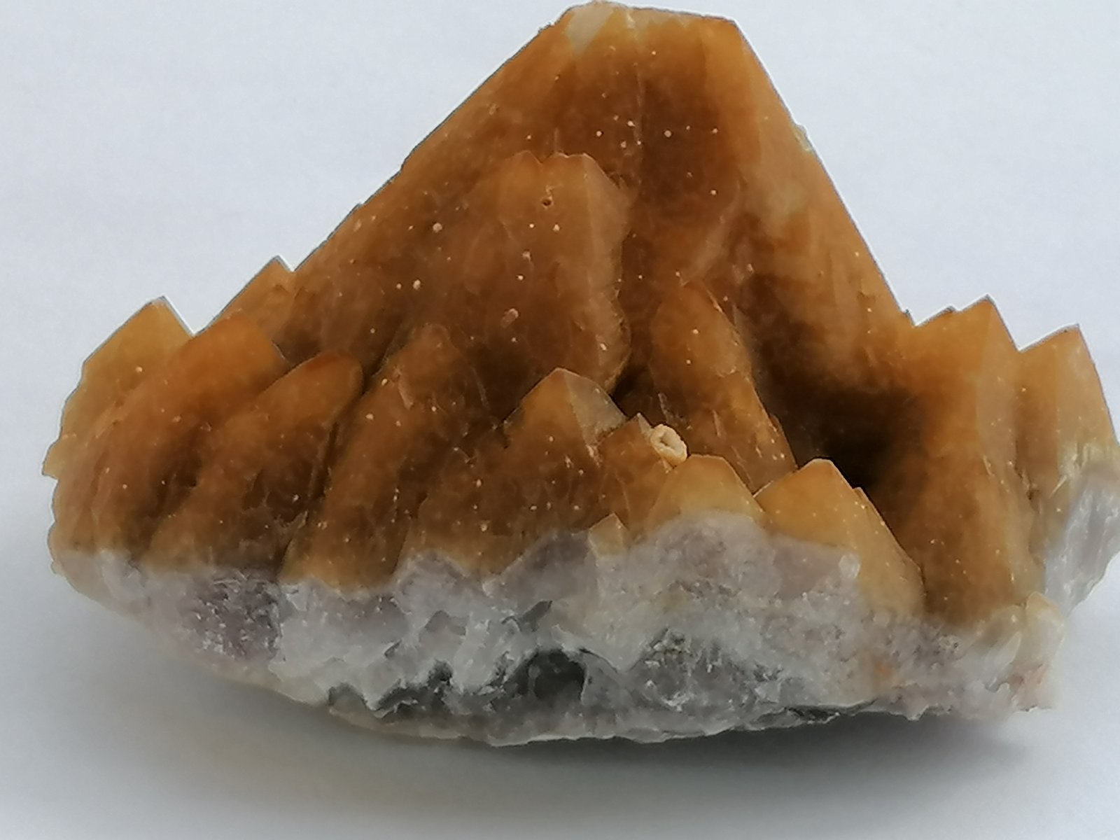 Cuarzo.
8 x 6 cm.
(Autor: Rafael varela olveira)