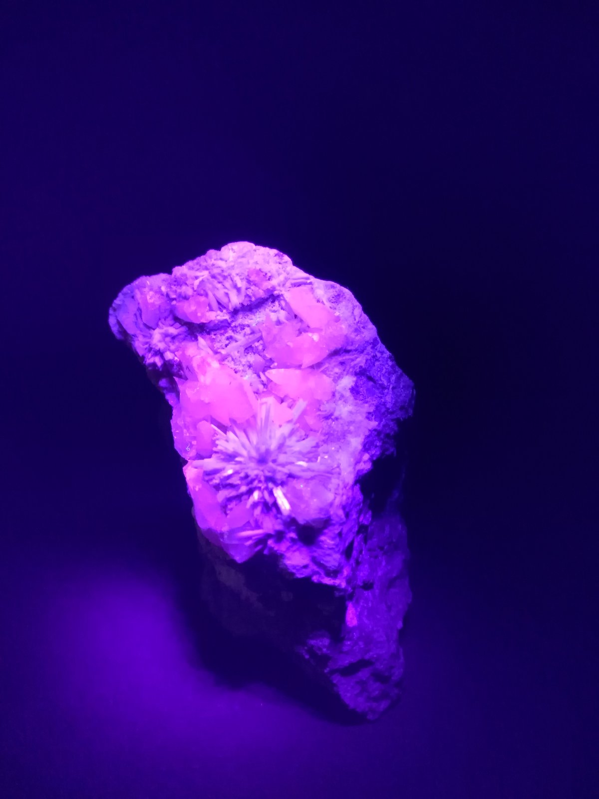 Laumontita, Calcita
68 x 65 mm
(Autor: Sante Celiberti)