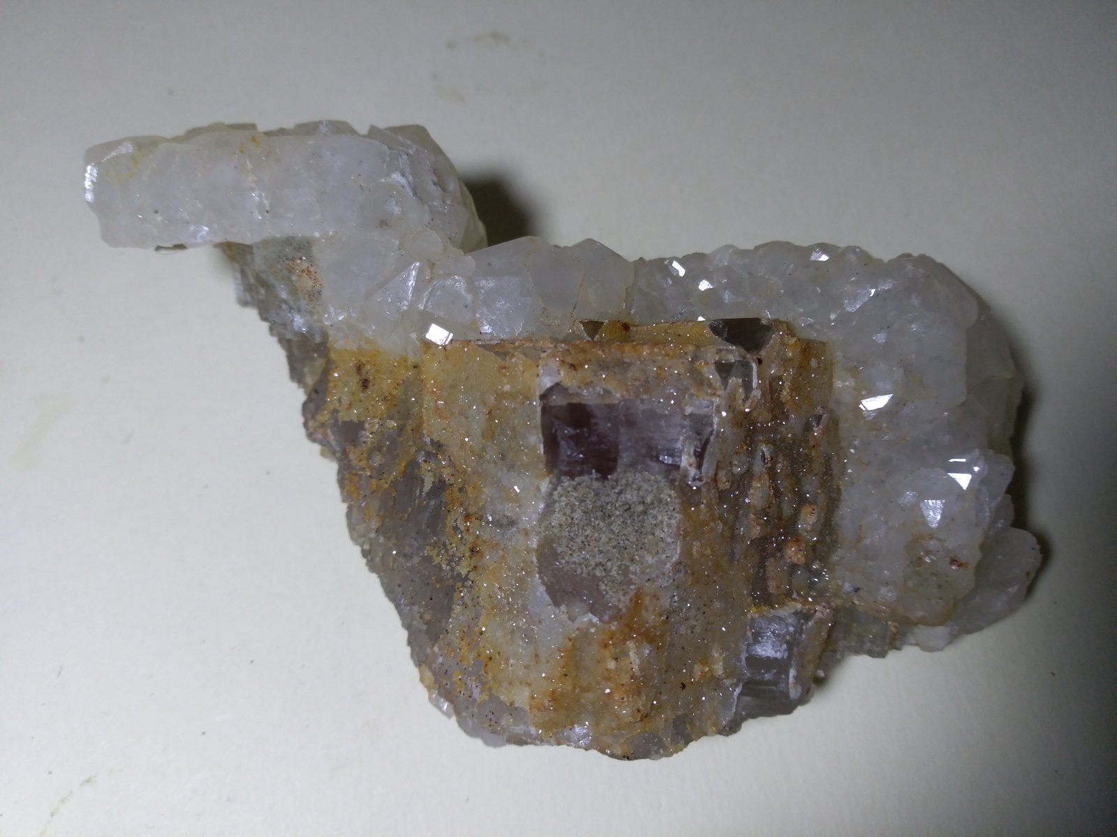 Fluorita, Cuarzo
117 x 84 mm
(Autor: Sante Celiberti)