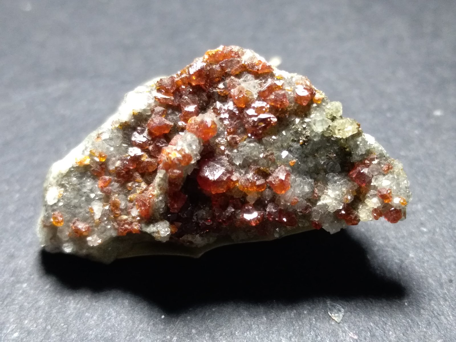 Esfalerita
24 x 16 mm
(Autor: Sante Celiberti)