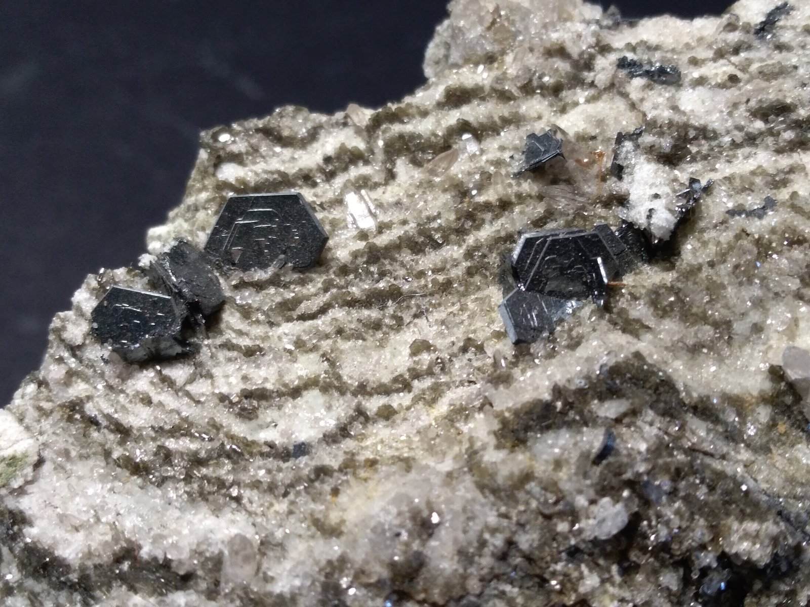 Hematites, Rutilo
108 x 94 mm
(Autor: Sante Celiberti)