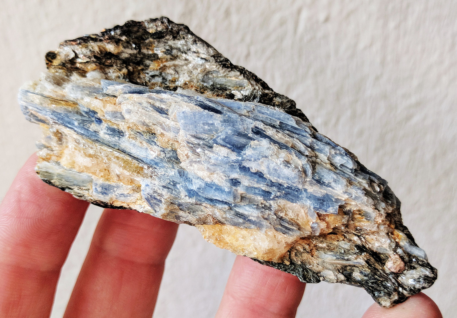 Cianita
8,3 x 3,5 cm.
(Autor: carles)