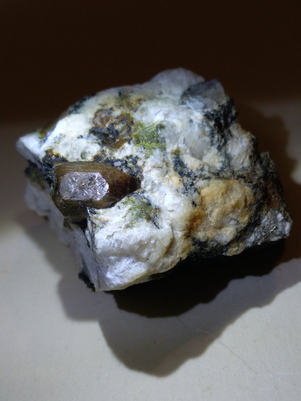 Zircon
45 x 41 mm
(Autor: Sante Celiberti)