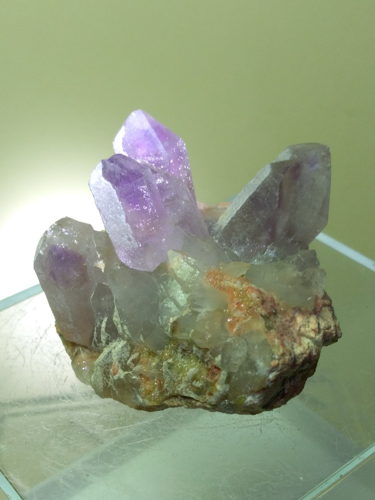 Cuarzo (variedad amatista)
50 x 47 mm
(Autor: Sante Celiberti)