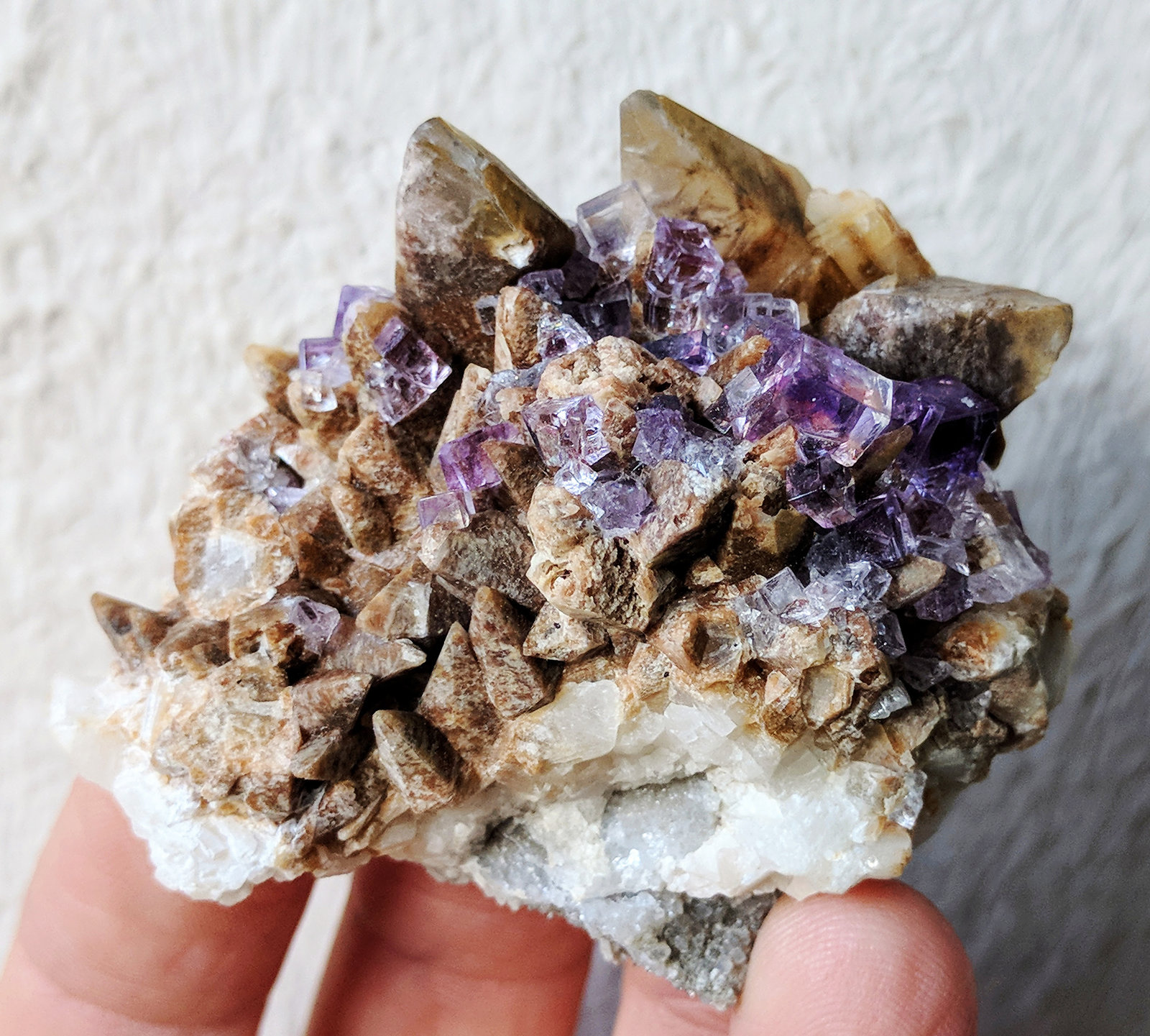 Fluorita, Calcita
5,8 x 5,4 x 3,0 cm.
(Autor: carles)