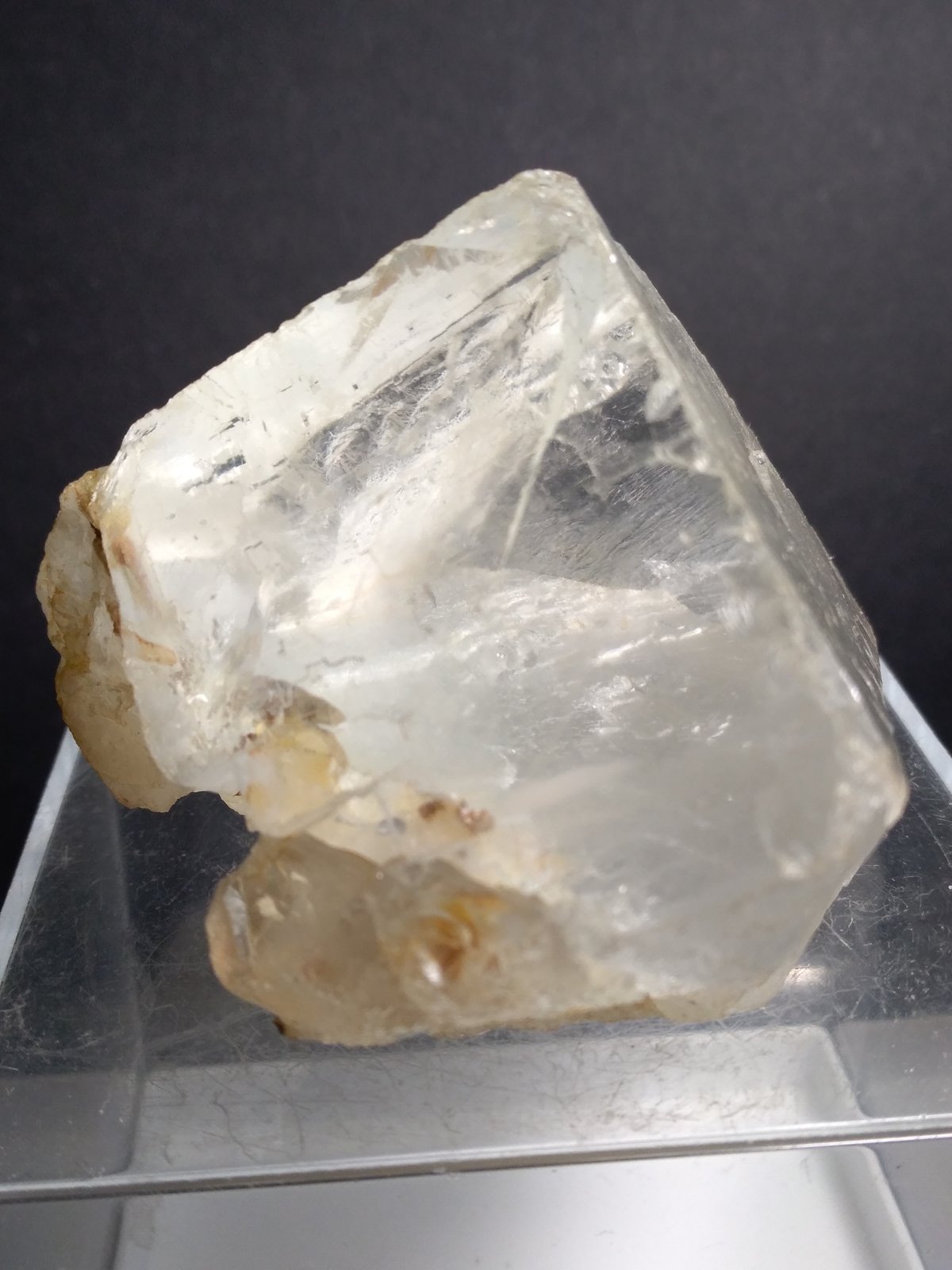 Fluorita
54 x 48 mm
(Autor: Sante Celiberti)
