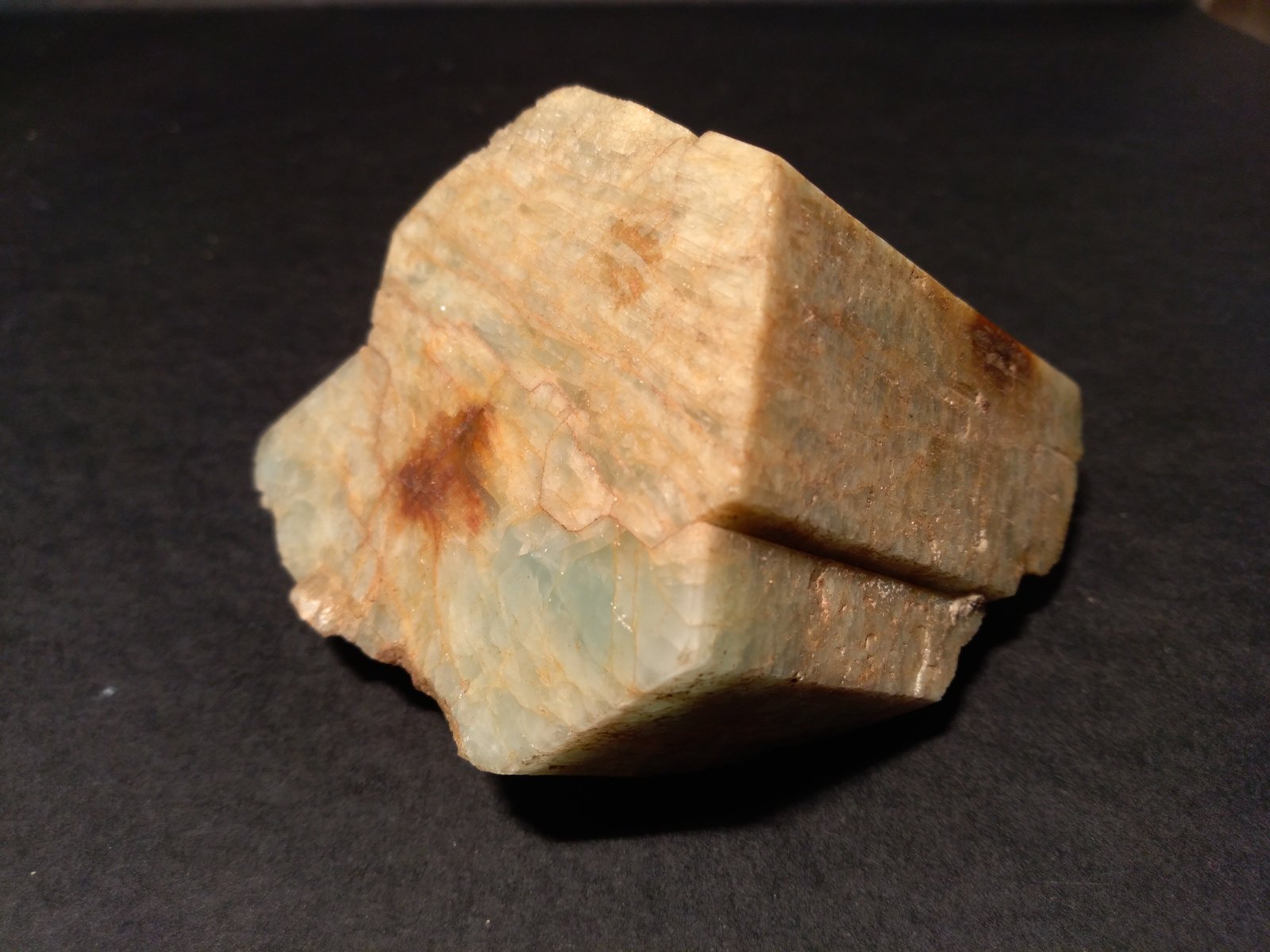 Berilo
65 x 58 mm
(Autor: Sante Celiberti)