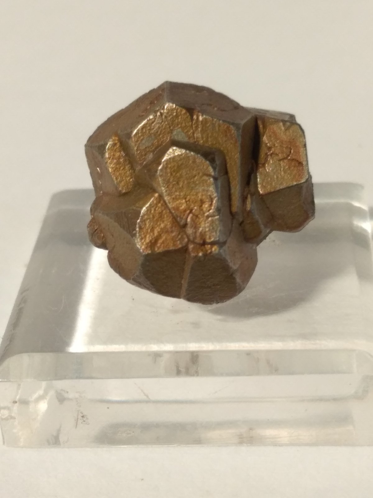 Pirita
19 x 16 mm
(Autor: Sante Celiberti)