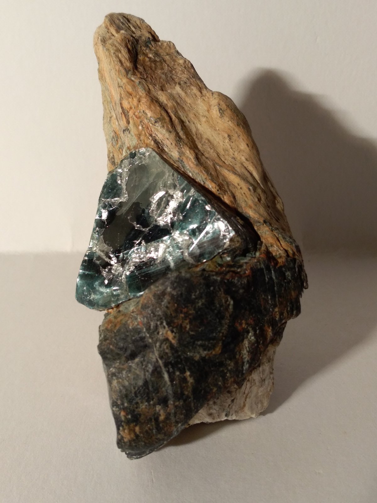 Clinochloro (variedad ripidolita)
90 x 65 mm
(Autor: Sante Celiberti)