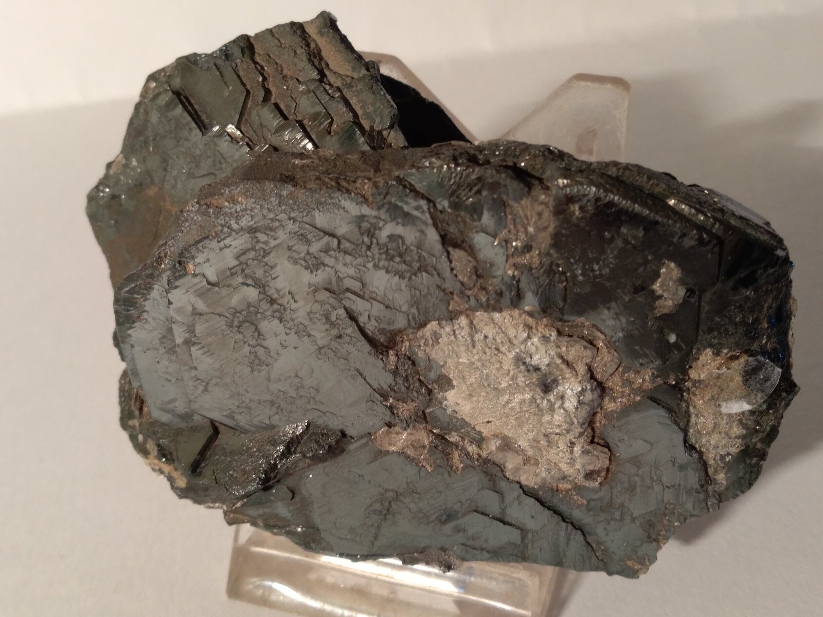 Hematites (rosa de hierro), Talco
90 x 66 mm
(Autor: Sante Celiberti)