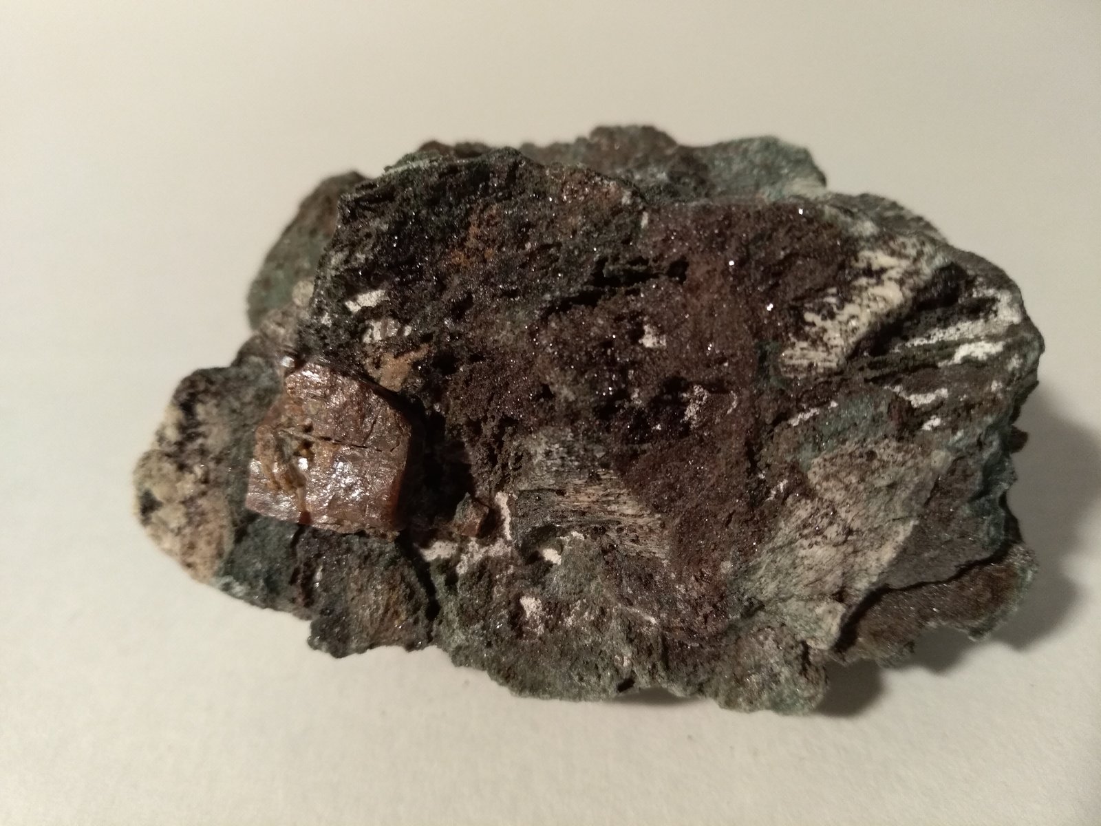 Perovskita
55 x 37 mm
(Autor: Sante Celiberti)