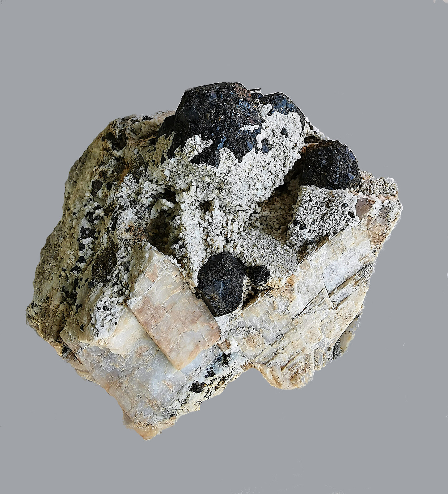 Esfalerita recubierta de dolomita
10x8x7 cm
(Autor: Antonio Carmona)