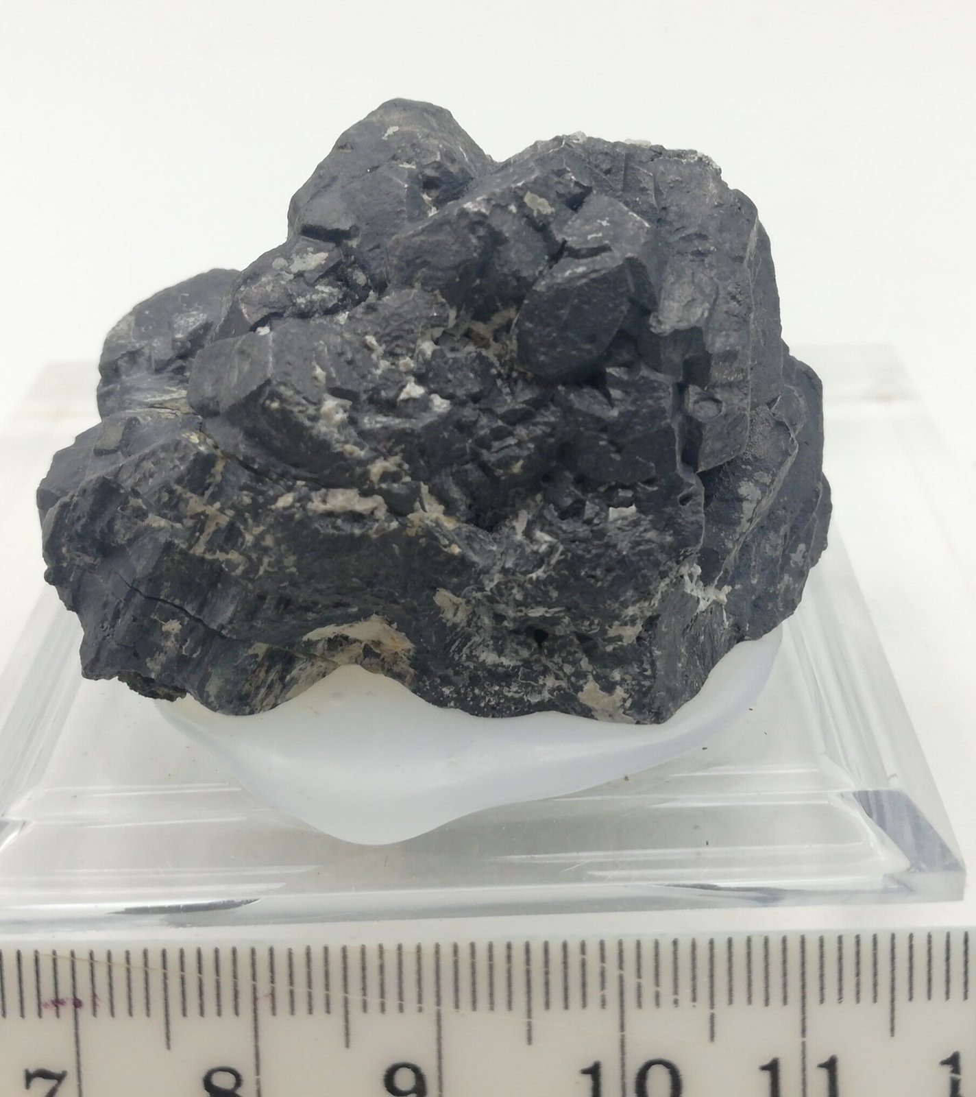Galena
52x42x33 mms
(Autor: Adrian Pesudo)