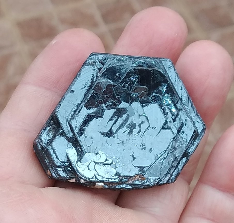 Hematites
4 x 4 x 2,4 cm
(Autor: Anisio Claudio)