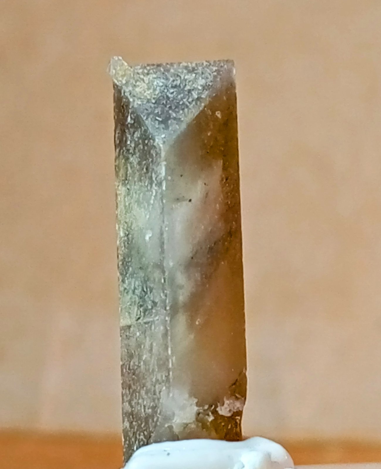 Celestina
2 x 0,6 cm.
(Autor: Felipe Abolafia)