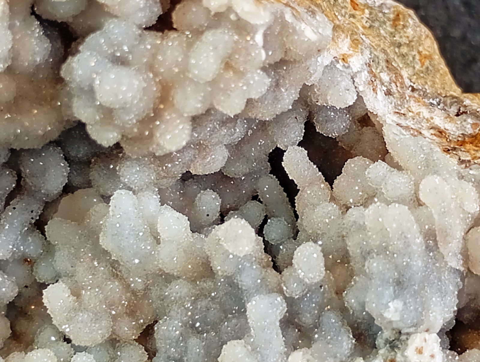 Cuarzo (variedad calcedonia)
8 x 6 cm.
(Autor: Felipe Abolafia)